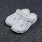 MENS CROCS-1-880A (WHITE)