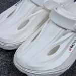 MENS CROCS-1-880A (WHITE) - Image 4