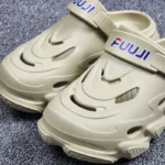 MENS CROCS-8881(BEIGE) - Image 4