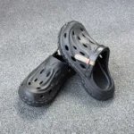MENS CROCS-12-9(BLACK) - Image 2