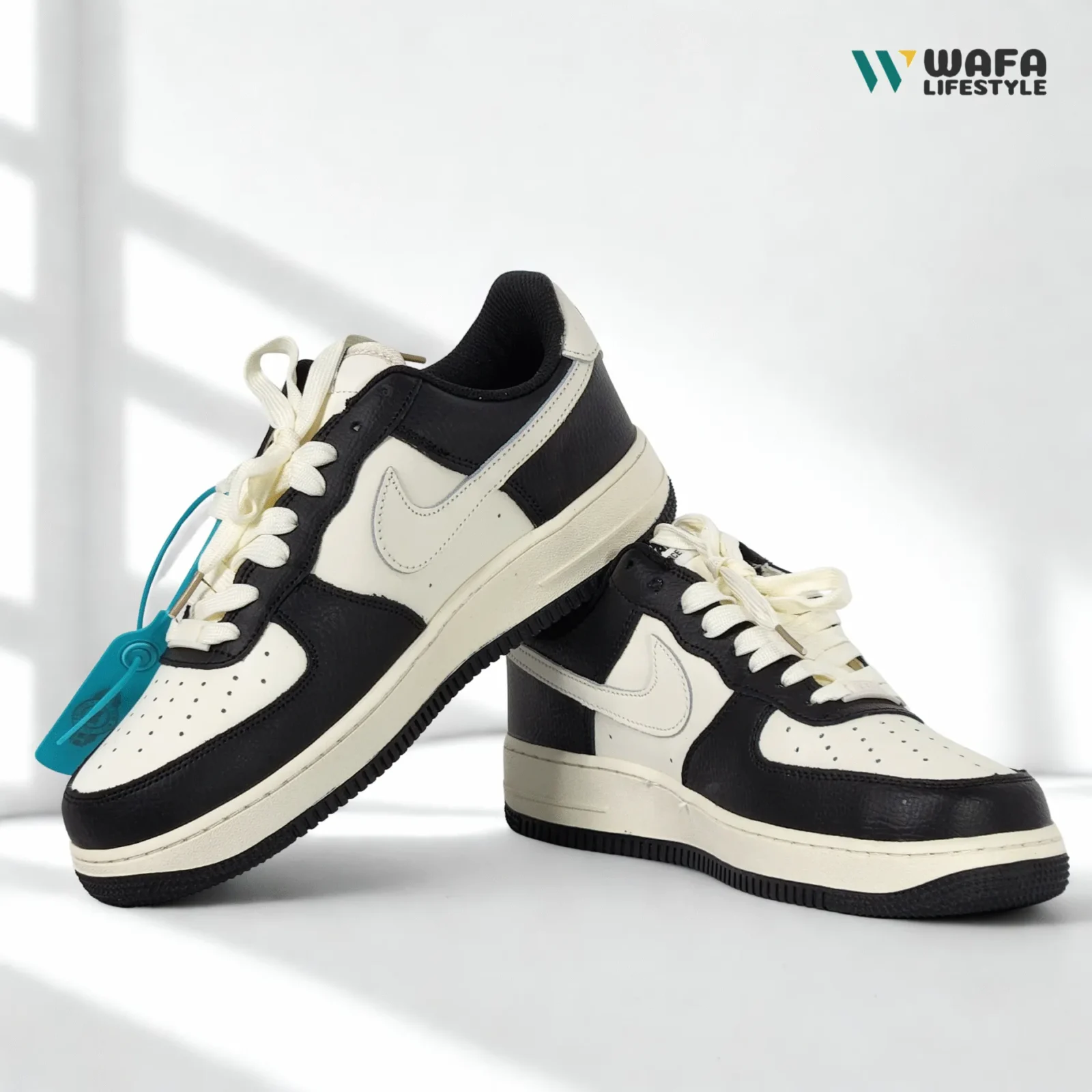 AF 1 LOW (BLACK)